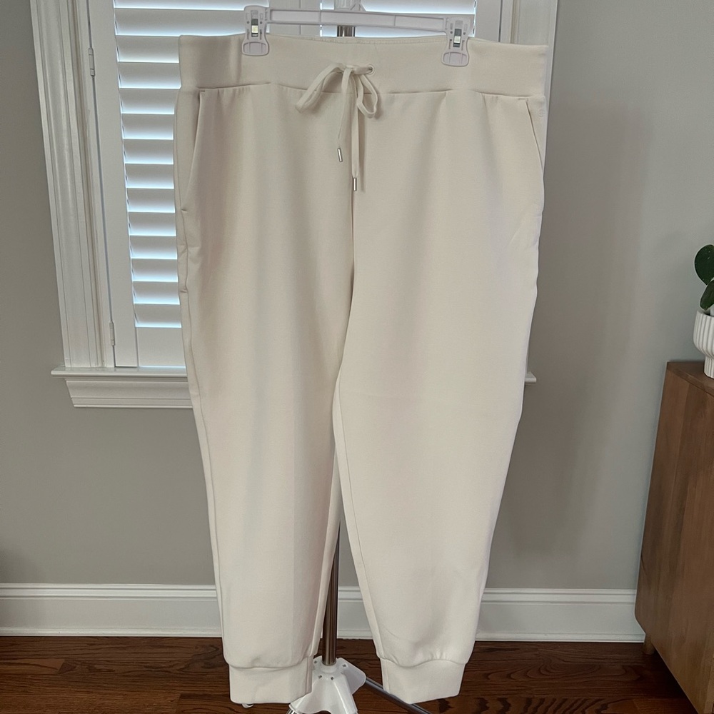 CALIA by Carrie Underwood Jogger Pants